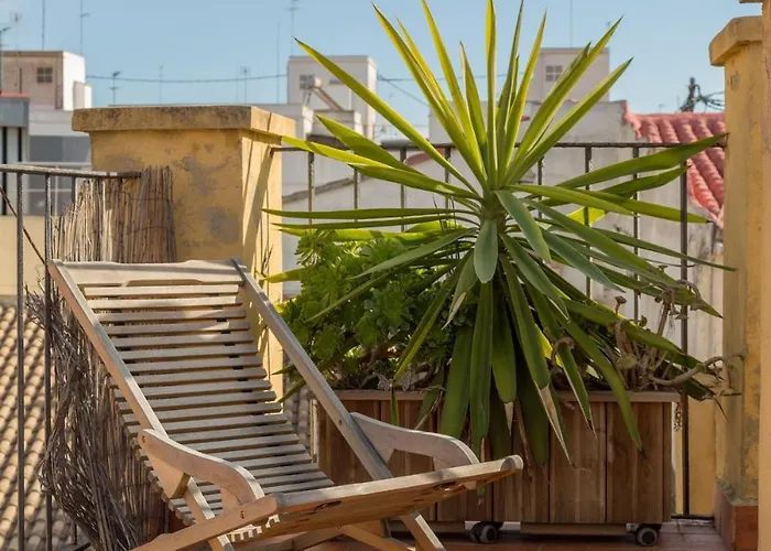 ático Exclusivo Del Siglo Xvi Con Terraza Privada En El Corazón De Ciutat Vella Appartamento *