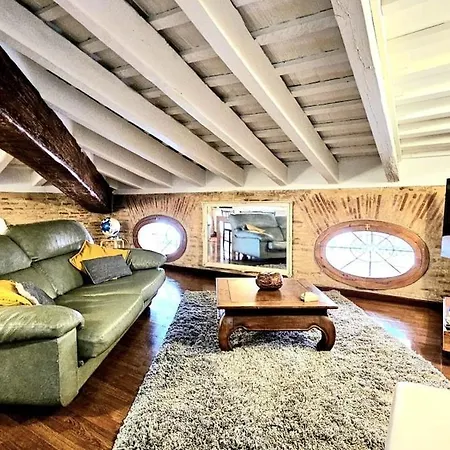 Atico Exclusivo Del Siglo Xvi Con Terraza Privada En El Corazon De Ciutat Vella Apartament Walencja