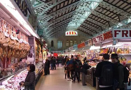 Atico Exclusivo Del Siglo Xvi Con Terraza Privada En El Corazon De Ciutat Vella Walencja