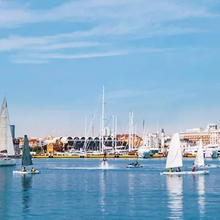 Atico Exclusivo Del Siglo Xvi Con Terraza Privada En El Corazon De Ciutat Vella Walencja